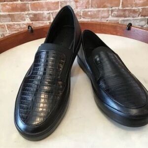 Halston Heritage Black Croc-Embossed Leather Flats